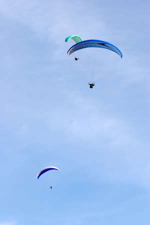 paraglindersの写真素材