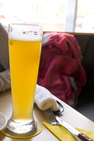 beer served on a tableの写真素材