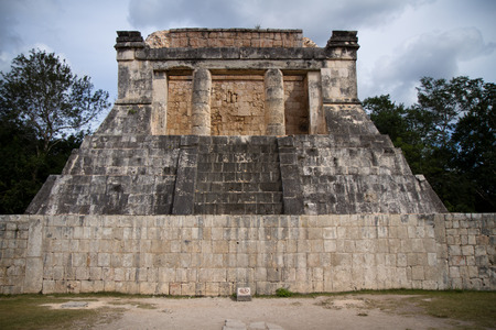 chichen itza ruins in the south of mexicoの写真素材