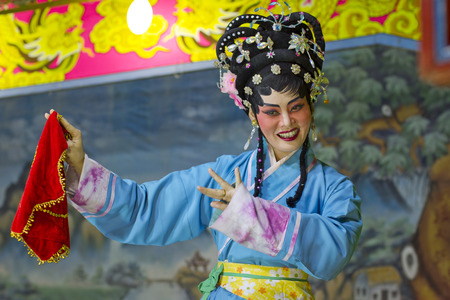CHONBURI THAILAND- OCTOBER 10: unidentified chinese opera performance was perform on October 20, 2012  at Pao Hok Tua Chinese Foundation in Chonburi, Thailandのeditorial素材