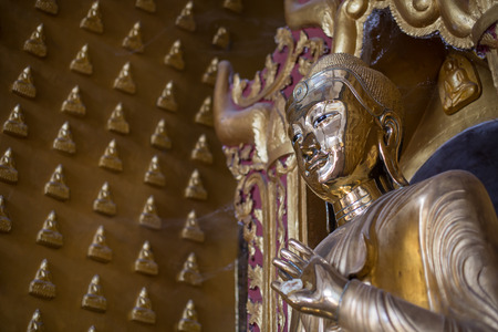 golden buddha statue in Yadana Man Aung pagoda at Inle, Shan State, Myanmarのeditorial素材