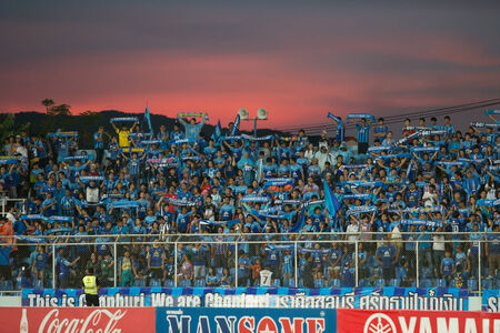 CHONBURI THAILAND-NOVEMBER 2:Fan Club of Chonburi Fc in Thai Premier League (TPL) between Chonburi Fc(blue) vs TOT SC(white) on November 2, 2014 at Chonburi Stadiam in Chonburi Thailandのeditorial素材