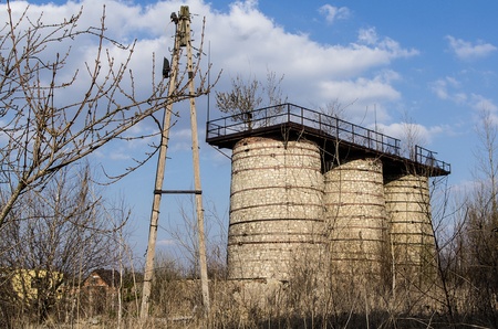 silos damaged in an old cement plant in Nakloの写真素材