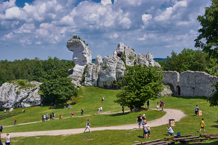 Ogrodzieniec. Poland 02 June 2019 - Ruin of Ogrodzxieniec castle in southern Poland.のeditorial素材
