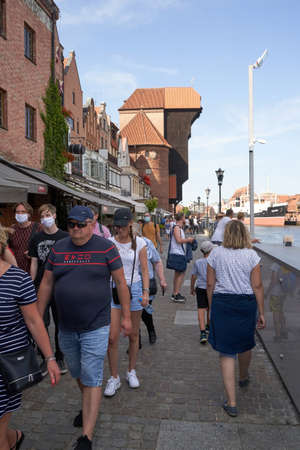 Gdansk 27 June 2020 - Old town of Gdansk and Old crane. Polandのeditorial素材