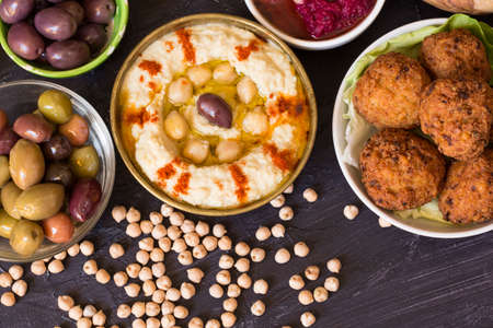 Hummus and falafel with the fresh vegetables