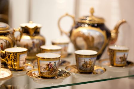 tea service: tea cups and teapotの写真素材