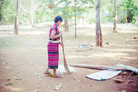 LAOS, BOLAVEN  FEB 12, 2014 : Unidentified Alak tribe women in village  near plateau Bolaven, Laos on feb 12, 2014のeditorial素材