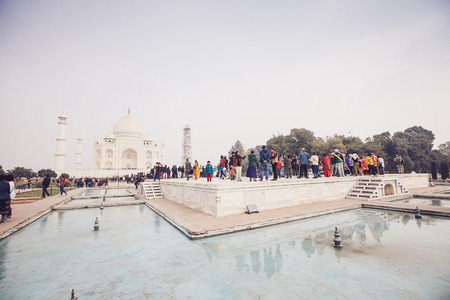 View of the Taj Mahal at sunrise, Agra, Uttar Pradesh, Indiaのeditorial素材
