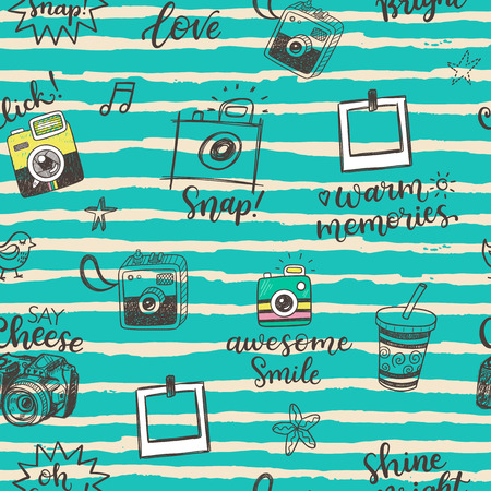 Seamless pattern with hand drawn doodle sketch photocameras and photographic phrasesのイラスト素材