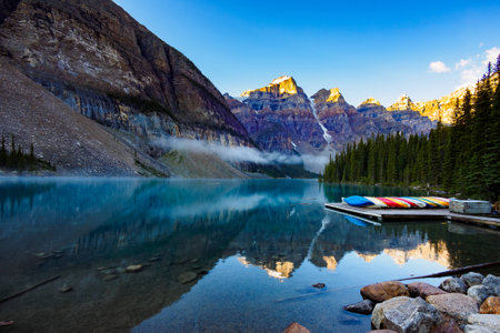 Moraine Lake, Banff National Park, Canadaの写真素材