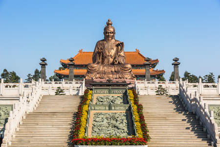 Laozi statue at Taoist temple in Guangzhouのeditorial素材