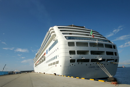 Cruise passenger ship 'Costa Victoria'のeditorial素材