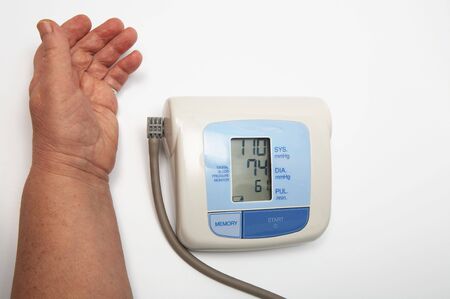 Hand and the medical device for measurement of pressure
