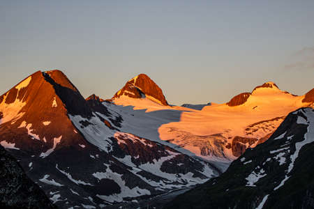 sunrise over the swiss Alps, Switzerlandの写真素材