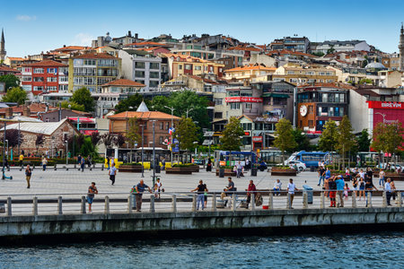 Istanbul, Turkey, July 18, 2022. View of the Bosphorus and Embankment Uskudar, people sit in a cafe, have breakfast and enjoy the view of the Bosphorusのeditorial素材