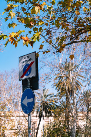 Pedestrian Zone Ends street signの写真素材