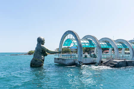 Samet island, Rayong, Thailand - Dec 5, 2020 : Samet island portのeditorial素材