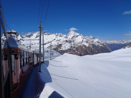 Cable Car at Jungfraujoch, Bern, Switzerlandの写真素材