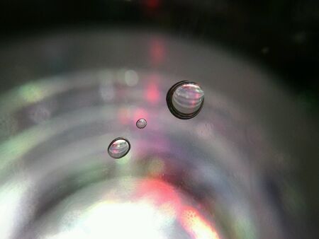 Drop on plastic bottleの素材