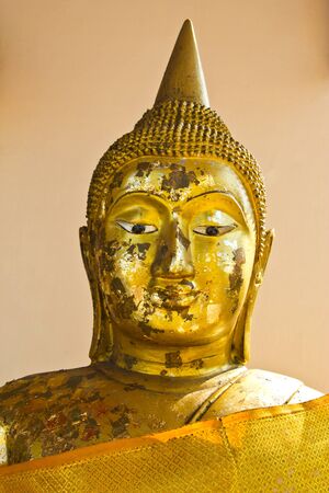 this picture is transfer the short time for shows the countenance in the image of Buddha that expresses to arrive at kindness ,の写真素材