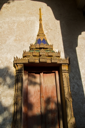 100 wood ancient doors year at one temple at s torn the repairの写真素材