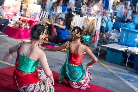 BANG SAEN,CHONBURI,THAILAND-JAN 12 ; Thai dance show in the work , walking street at bangsaen beach on jan 12,2013 in chonburi,thailand.のeditorial素材