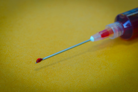 blood syringの写真素材