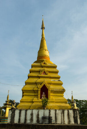 Golden chedi in Chiangmai, Thailand の写真素材