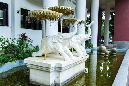 Elephant statue in Thai temple の写真素材