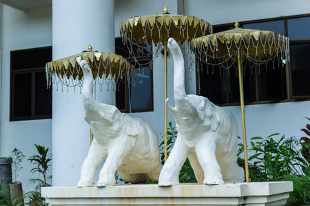 Elephant statue in Thai temple の写真素材