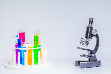 Learn about science in a laboratory using a combination chemistry. Try it in a glass tube and microscope.の写真素材