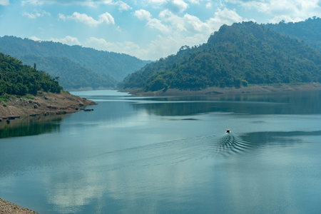 Long tail boat for tour Waiting for tourists in Khun Dan Prakan Chon Dam.の写真素材