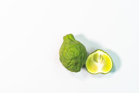 The bergamot and kaffir lime leaves have a pungent aroma and are commonly used herbs for cooking with fishy smell.の写真素材
