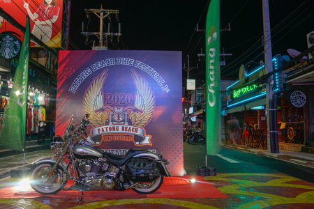 Phuket,Thailand - November 06,2020:During the time of the coronavirus outbreak, tourist destinations were sluggish. 
The Walking Street at Soi Bangla, Patong, Phuket has encouraged tourism to return.のeditorial素材