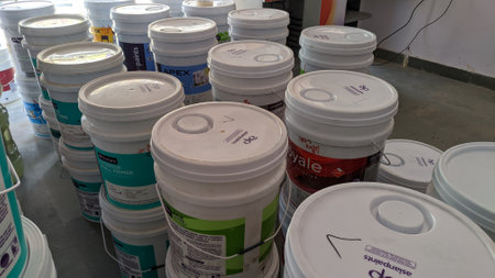 29 October 2020 : Reengus, Jaipur, India / Building supermarket with paint from Asian Paints.のeditorial素材