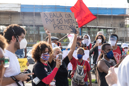 Salvador, Bahia, Brazil - June 07, 2020: Protesters protest against the death of George Floyd and racism during the Covid-19 quarantine in the city of Salvador, Bahia.のeditorial素材