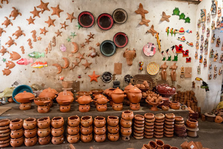 Aratuipe, Bahia, Brazil - May 30, 2015: Ceramic works for sale in Maragogipinho in the city of Aratuipe, Bahia.のeditorial素材