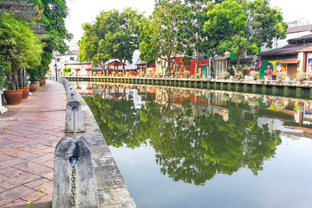 Malacca, Malaysia, April 8, 2018: Malacca city is awarded the UNESCO World Heritage City status with rich history. Featured here is Melaka River, popular tourism destination with scenic landscape and street artのeditorial素材