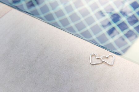 two valentine's earring jewelry hearts , valentine's day , day valentineの写真素材