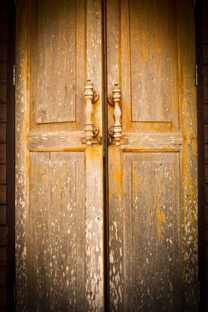 Old door backgroundの写真素材