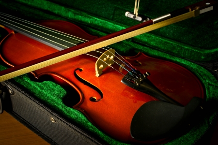 violin in the shadowsの写真素材