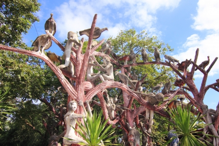 Conceptual Stucco sculpture with a variety of displays about sin, hell, heaven, the moral obligation to ignore the penalty for doing evil  Fear to sin, heaven and hell are all humanのeditorial素材
