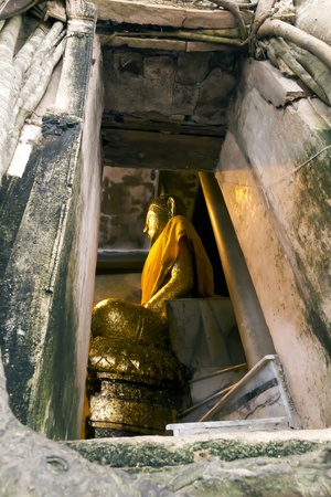 Buddha statue in Church Prok Pho from Wat bangkung.のeditorial素材