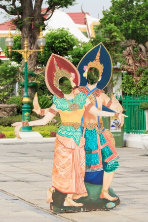 Painting of thai Dance at Wat Arun wararam, thailand.のeditorial素材
