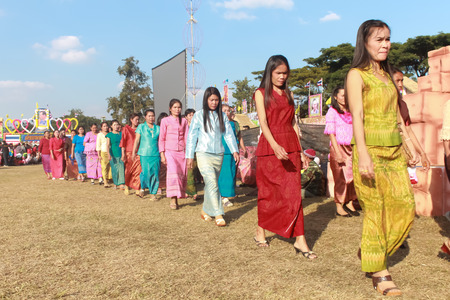 MAHASARAKHAM,THAILAND â DECEMBER 20 : Parade in tradition of Thailand on December 20,2013 in Mahasarakham,Thailandのeditorial素材