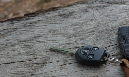 Car key on wood tableの写真素材