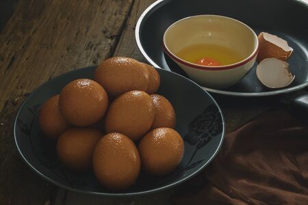Raw Eggs Prepare for Cooking on panの写真素材