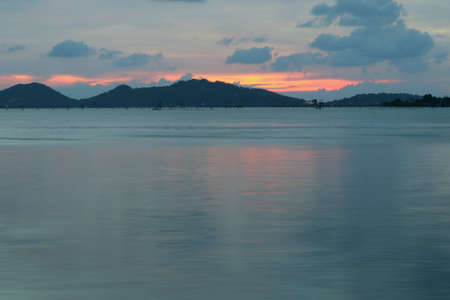 Sunset in lakeの素材