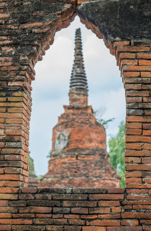 Old Pagoda Wat Mahathat. Ayutthaya Historical Park, Thailandの写真素材